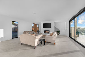 Photo 90- click for photo gallery